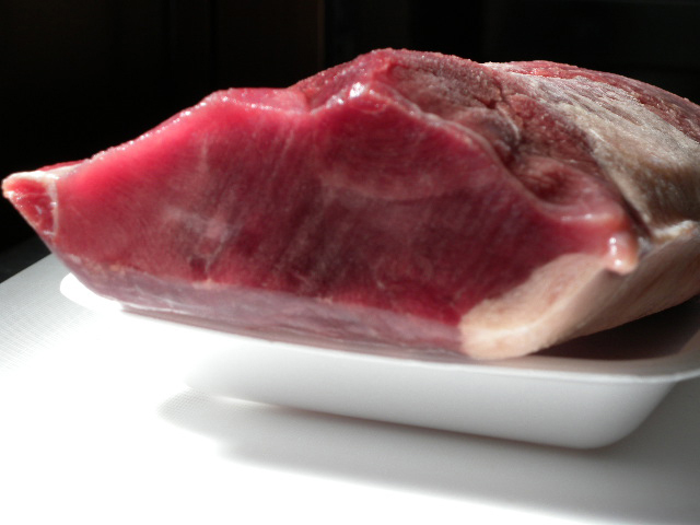 業務用　猪肉　いのしし肉　イノシシ肉　（肩ロース肉ブロック（並）　あっさり肉500g）　焼肉　煮込み　カツなどに